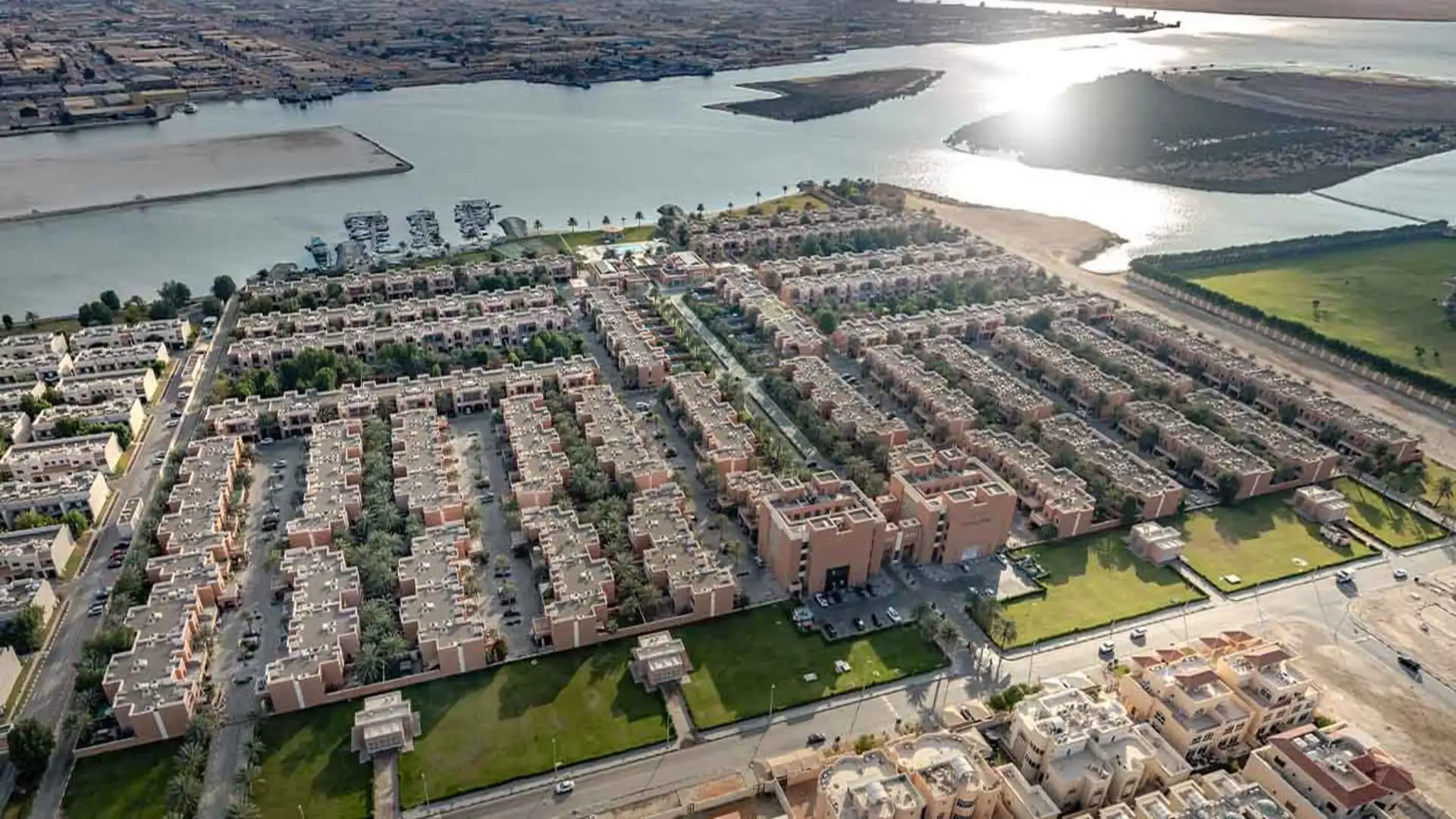 Mangrove Village Abu Dhabi