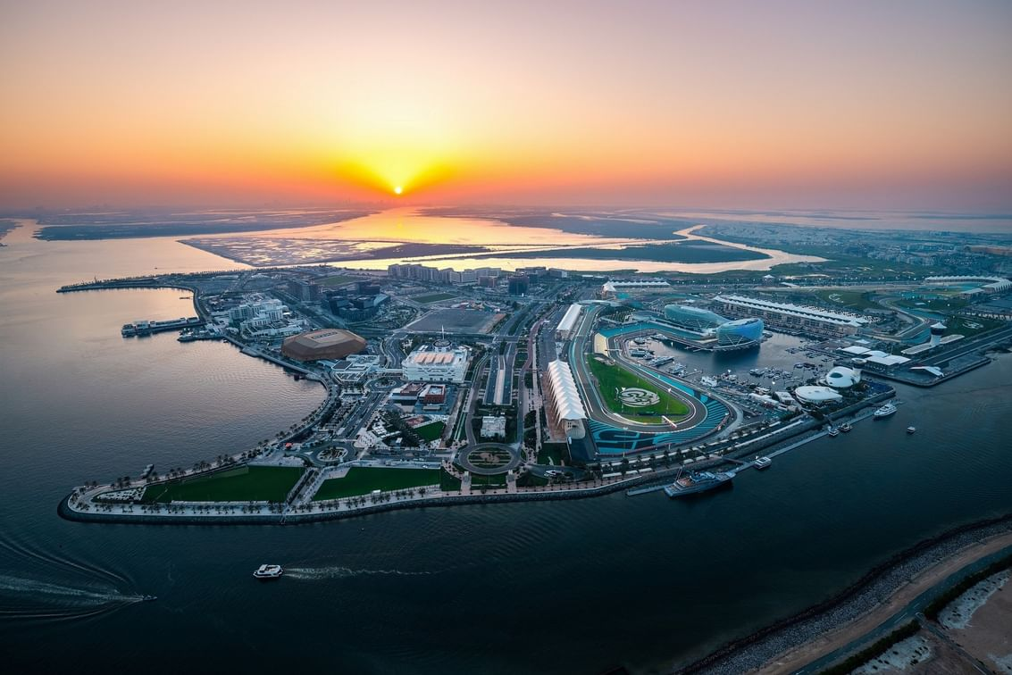 Luxury Waterfront