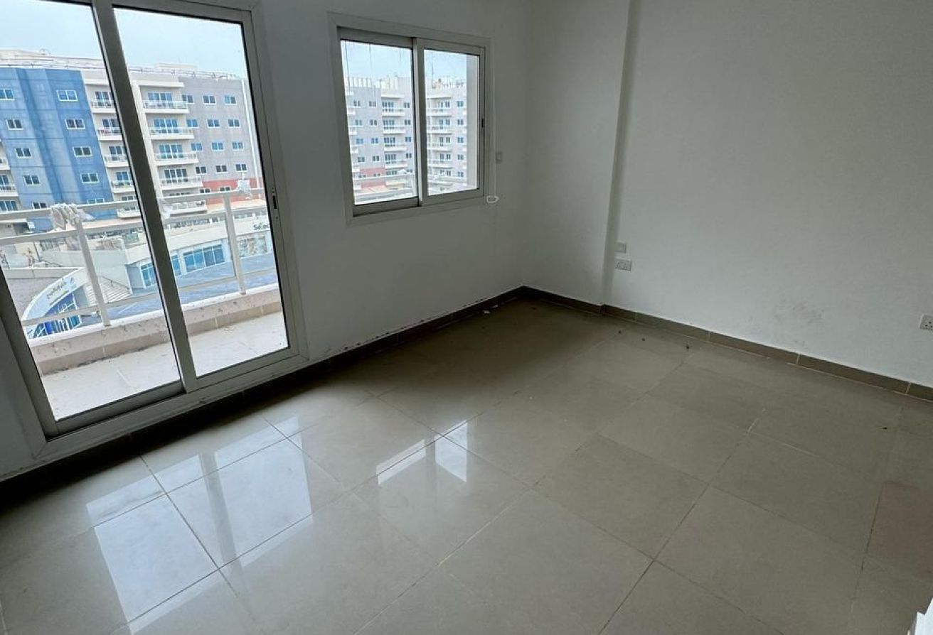 Ready to Move In |Studio with Balcony |Corner Unit
