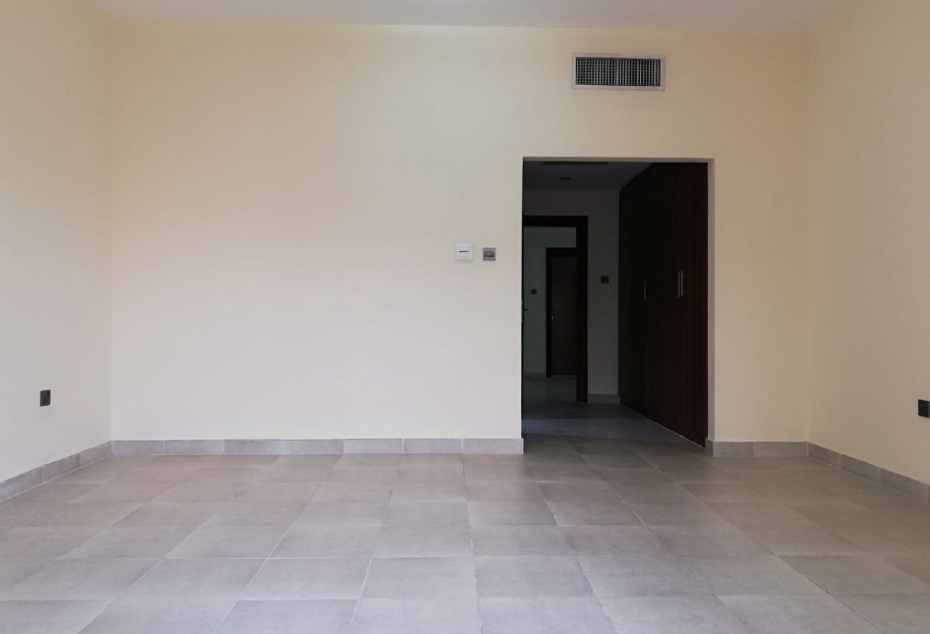 First Row | Well Maintained | Full Sea View