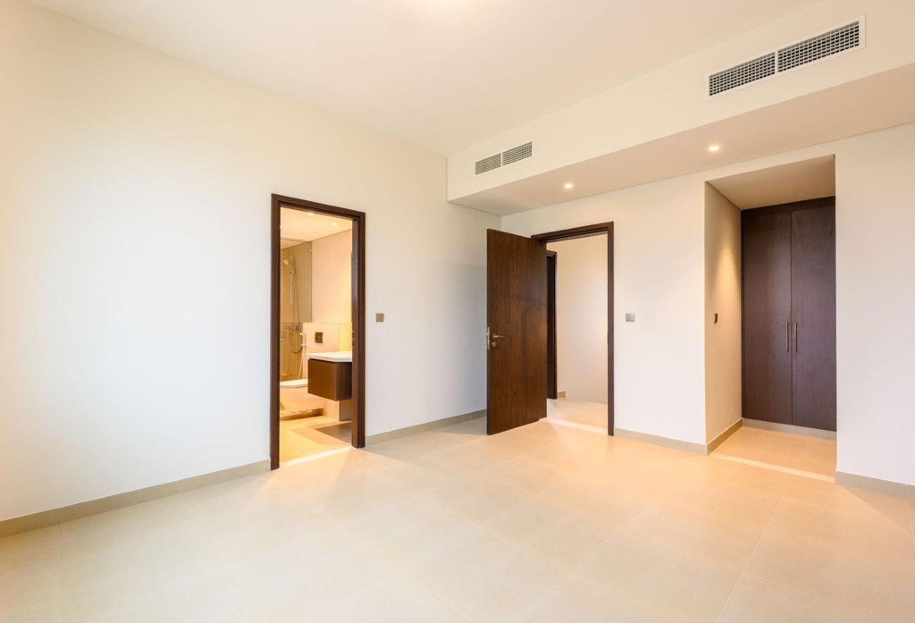 Ready Unit | Single Row | Private Garden | Cordoba