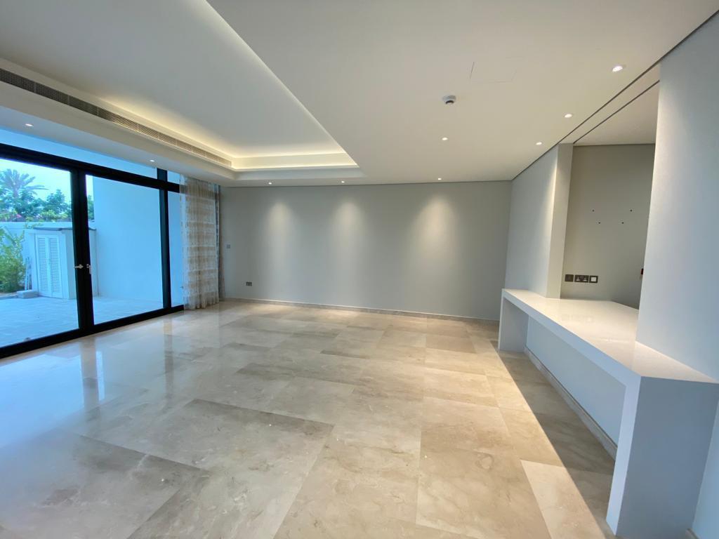 Partial Sea View | Spacious Layout | Lilac