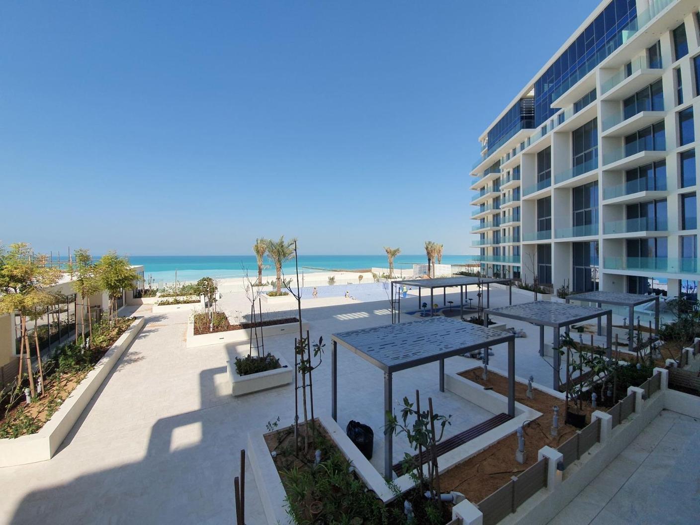 Partial Sea View | Spacious Layout | Lilac