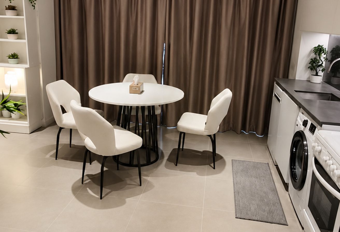 Fully Furnished | High Floor | Full Sea View