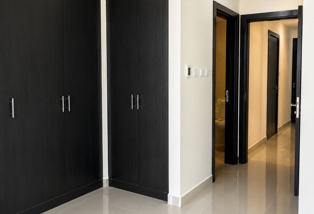 Corner Unit | High Floor | Mangrove View | Balcony