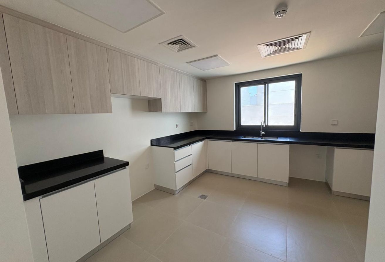 Ready to Move In | Double Row | Modern Arabic