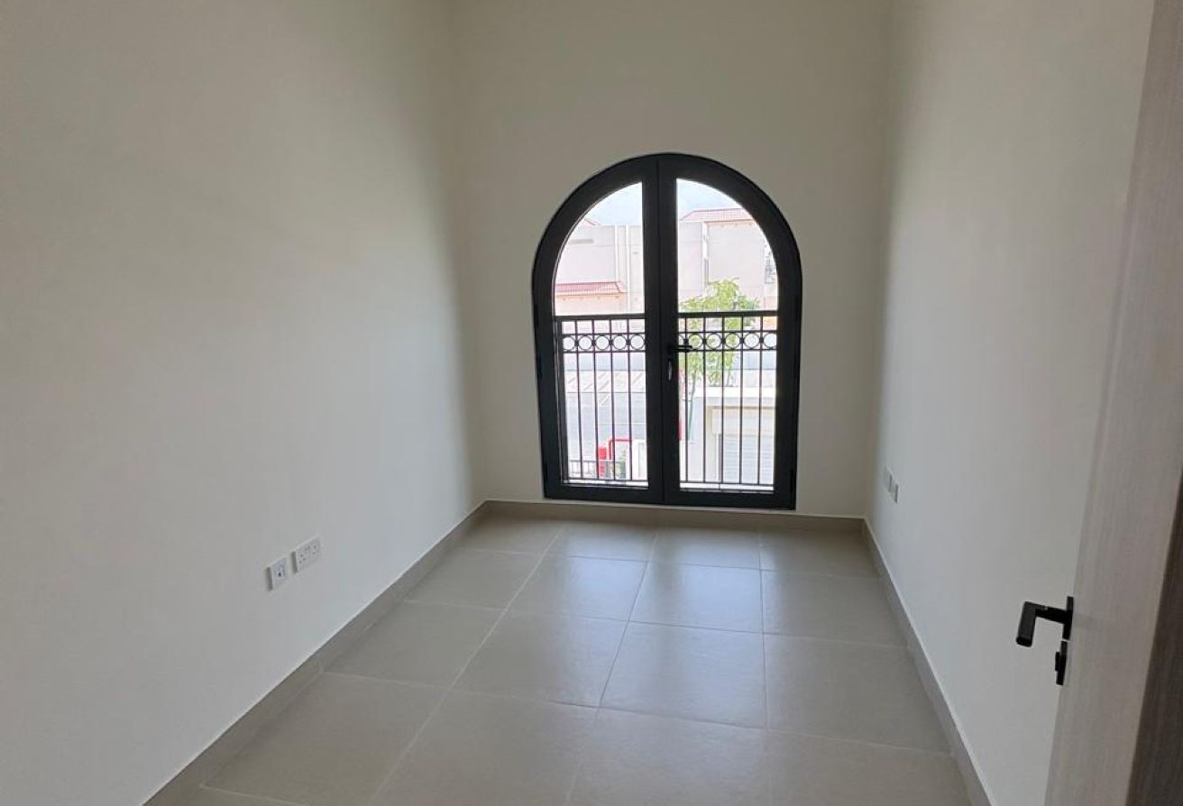 Ready to Move In | Double Row | Modern Arabic