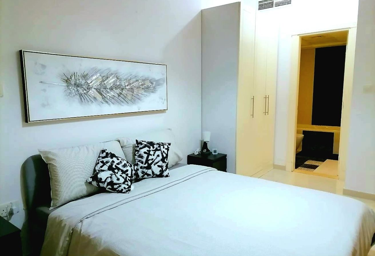 Ready to Move | Fully Furnished | Full Sea View