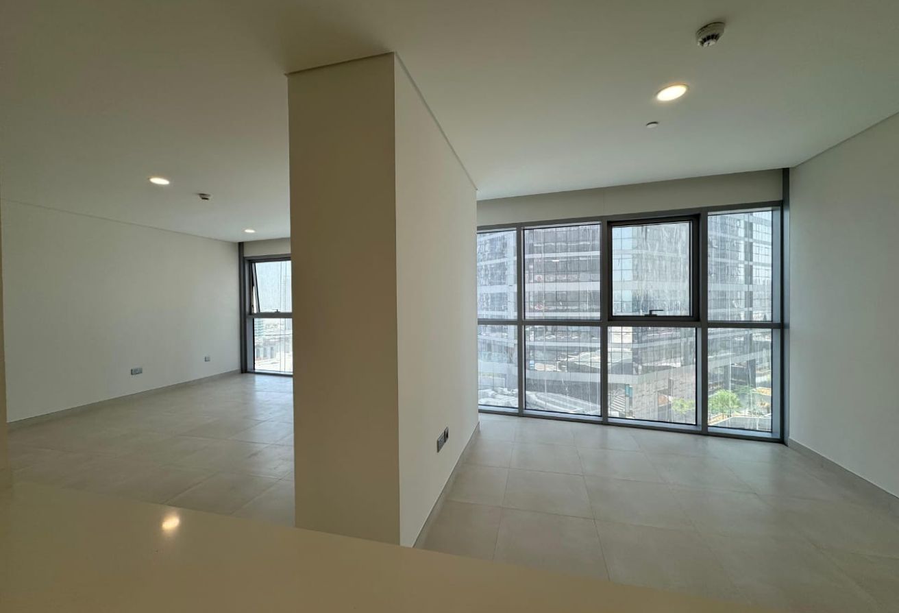 Ready to Move In |Pool View |with Study |Boulevard