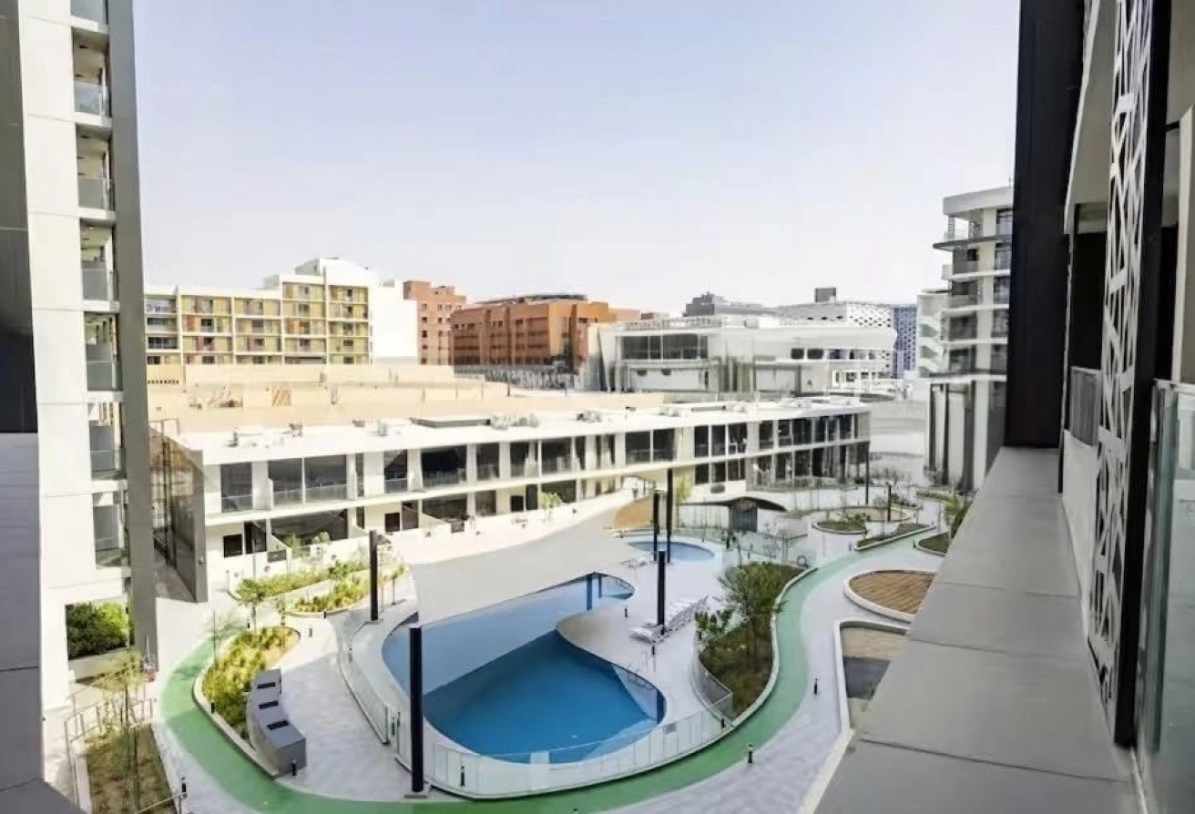 Floor to Ceiling Windows | Fully Furnished Unit