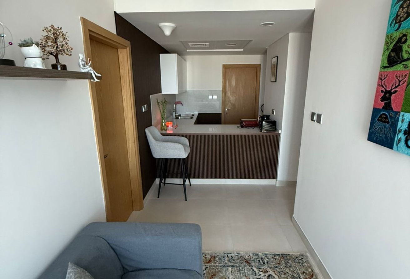 Fully Furnished | High Floor | Sea View | Height
