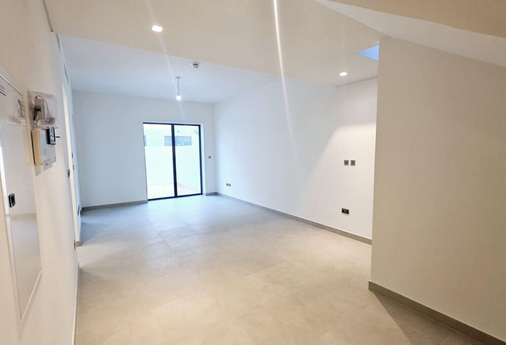 Next To Corner | Closed Kitchen | Private Garden