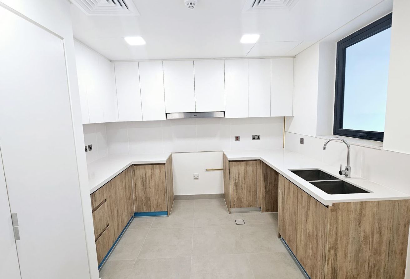 Next To Corner | Closed Kitchen | Private Garden
