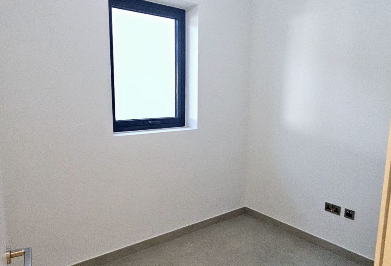 Next To Corner | Closed Kitchen | Private Garden