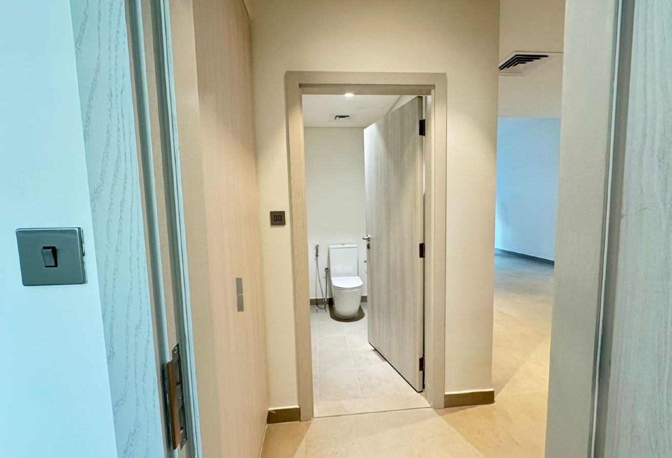 HOT DEAL | Single Row | Private Garden