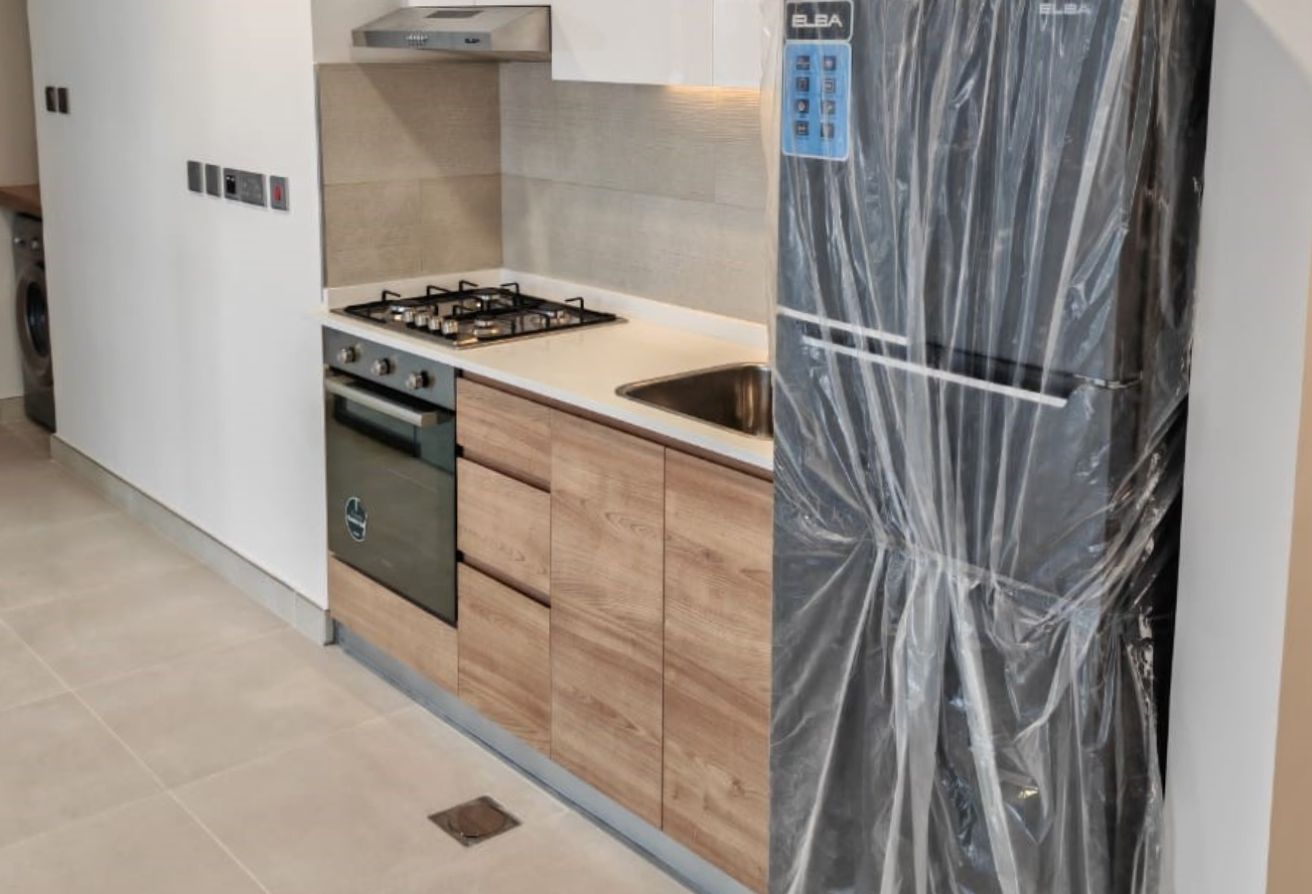 Ready to Move In | High Floor | Open Kitchen