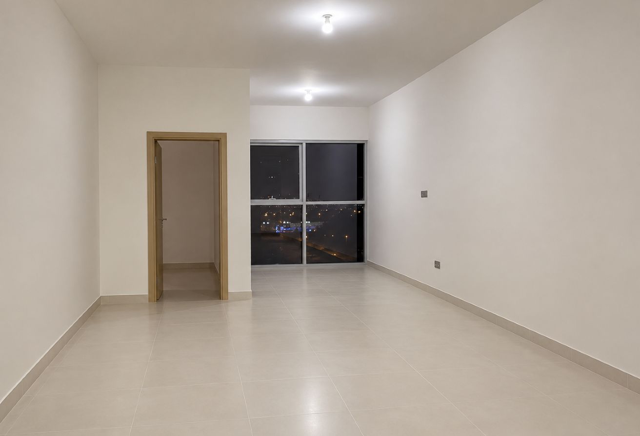 Ready to Move In | City View | Balcony | Boulevard