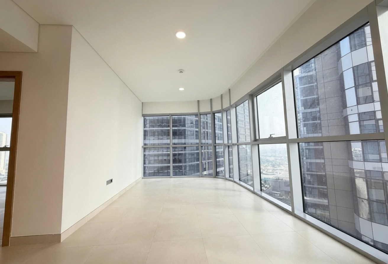 Corner Unit | Partial Canal View | Open Kitchen