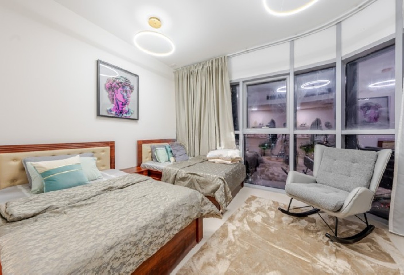 Partial Canal View | High Floor | Ready to Move In