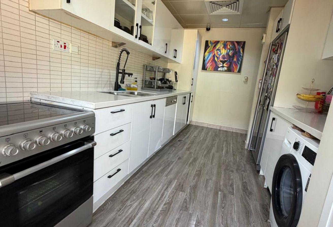 Single Row | with Maidsroom | G+2 Townhouse