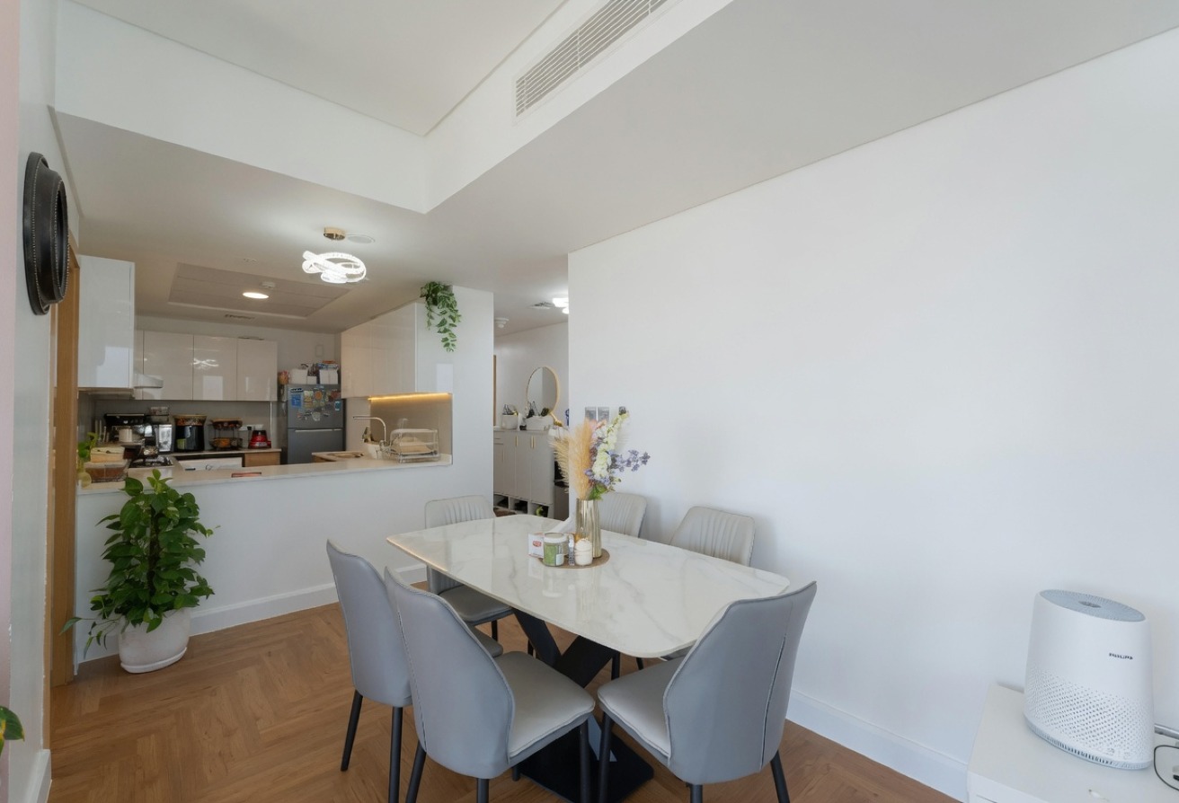 Full Sea View | Furnished | Corner Unit | Balcony