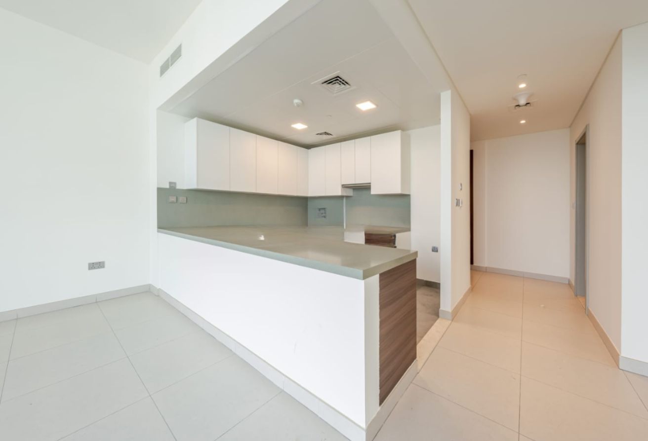 High Floor | Canal View | Vacant Unit | Balcony