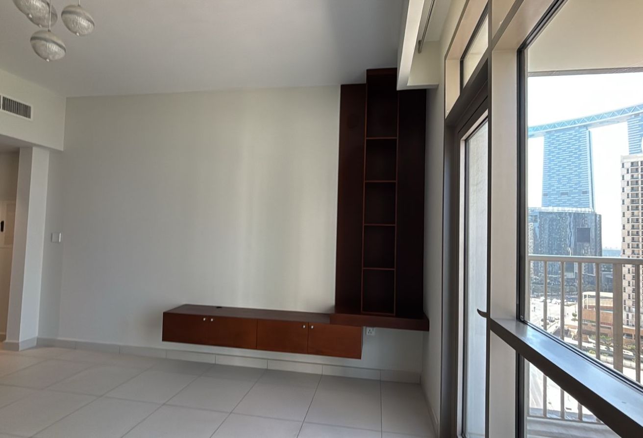 Upgraded Unit | Partial Sea View | with Balcony