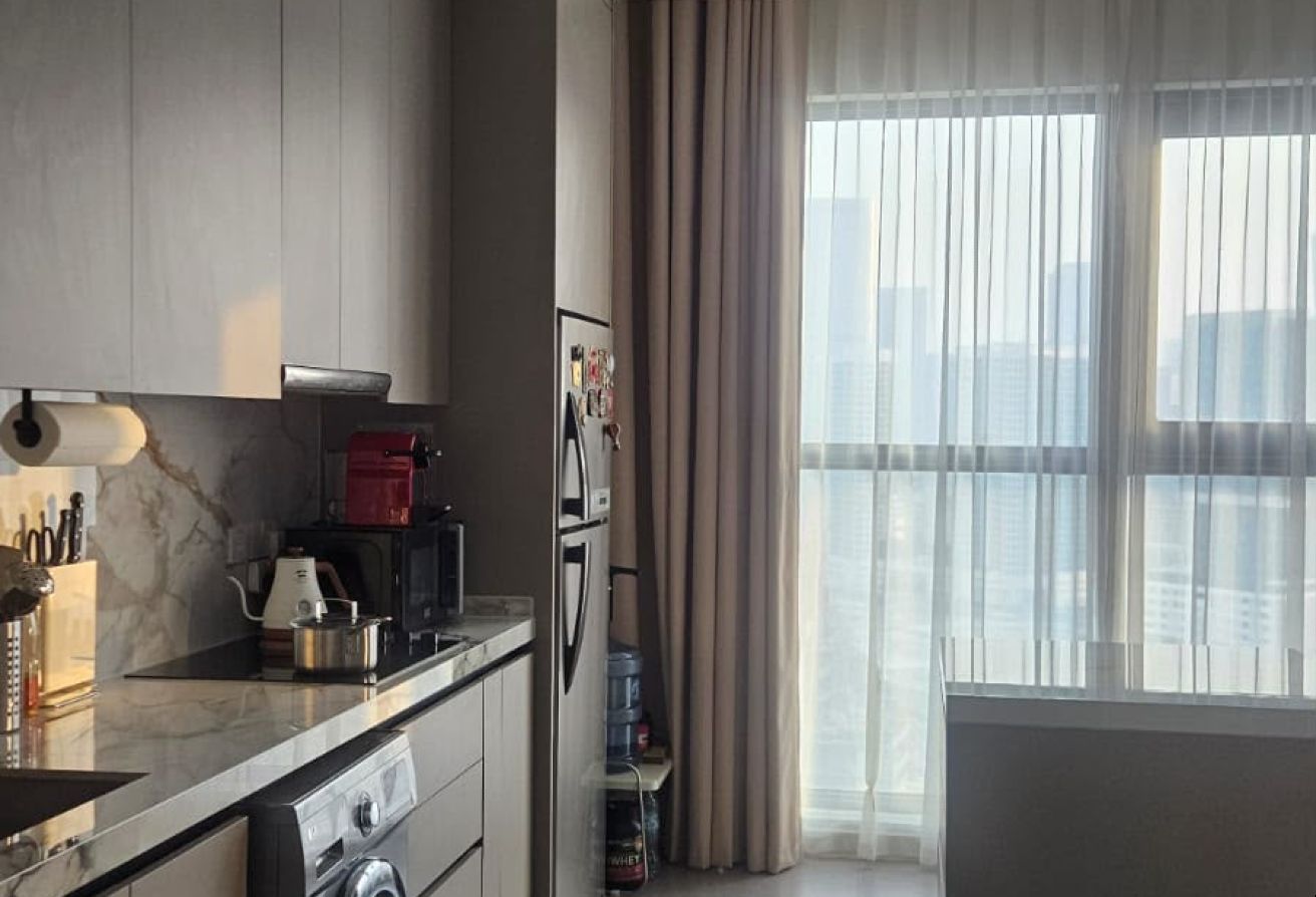 Vacant Unit | City + Partial Sea View | High Floor