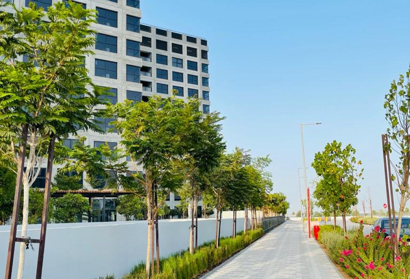Vacant Unit | City + Partial Sea View | High Floor