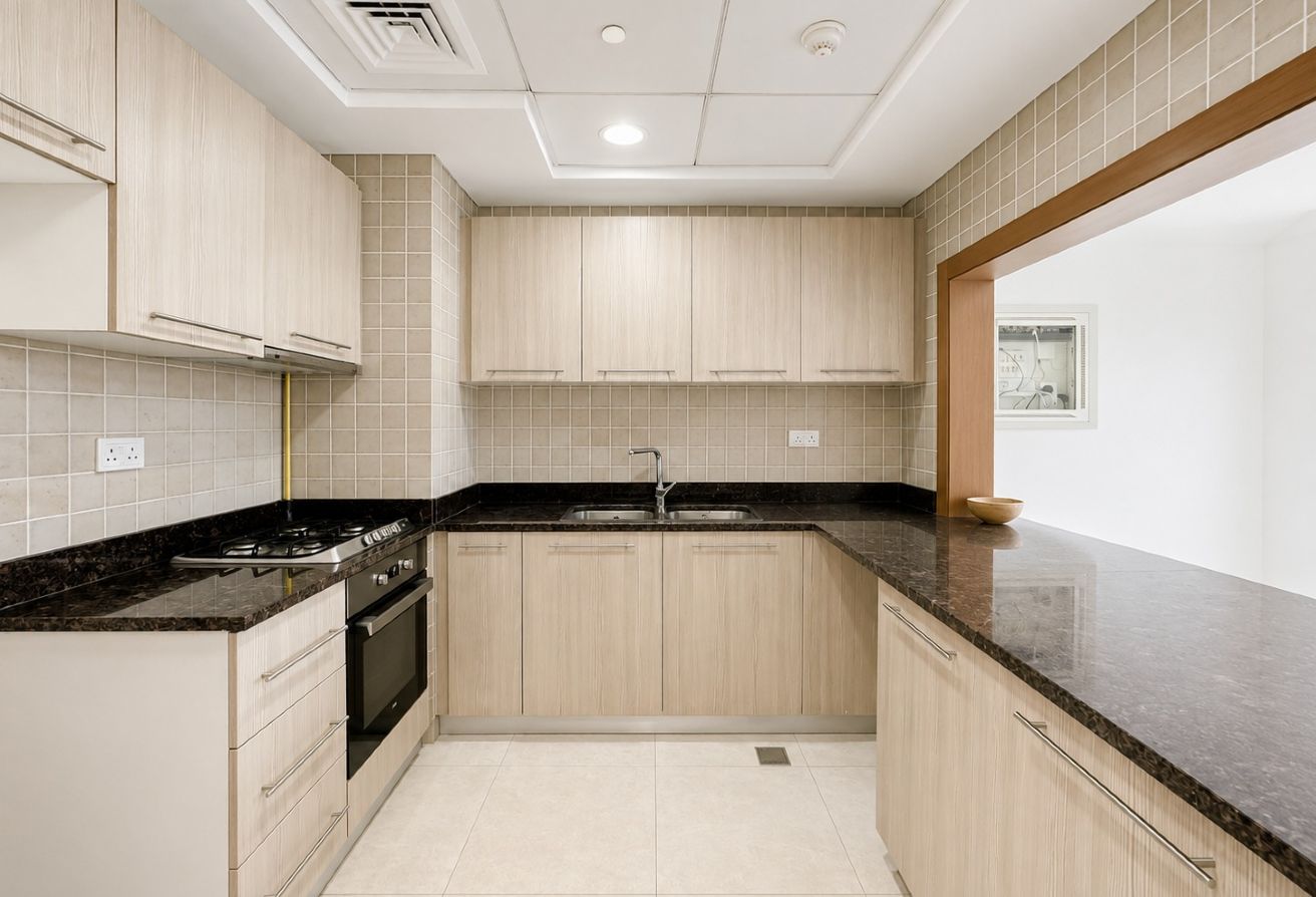 Ready to Move In | High Floor | 2 Payments