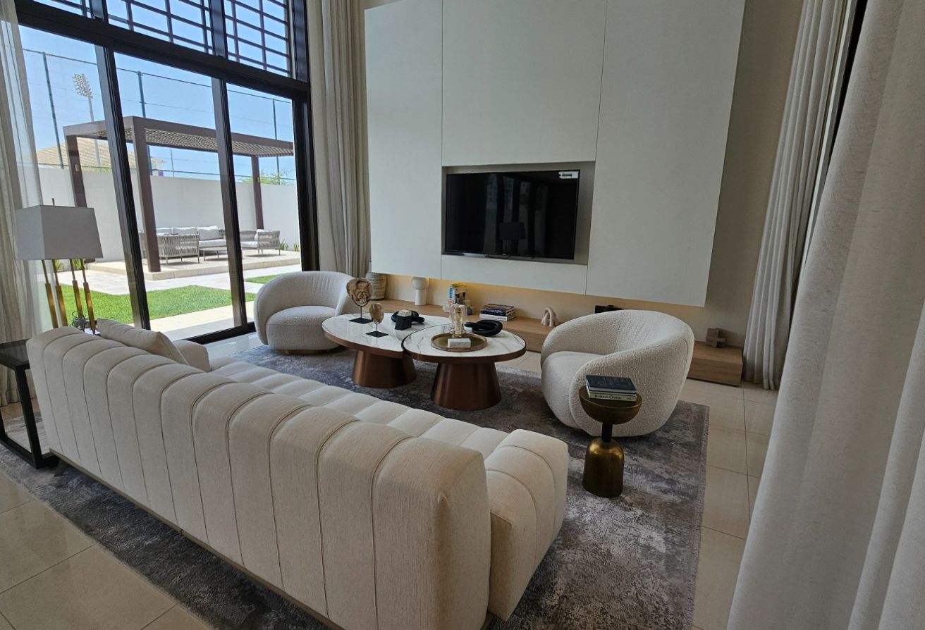 Single Row | High Ceiling | Show Kitchen | Ghaf