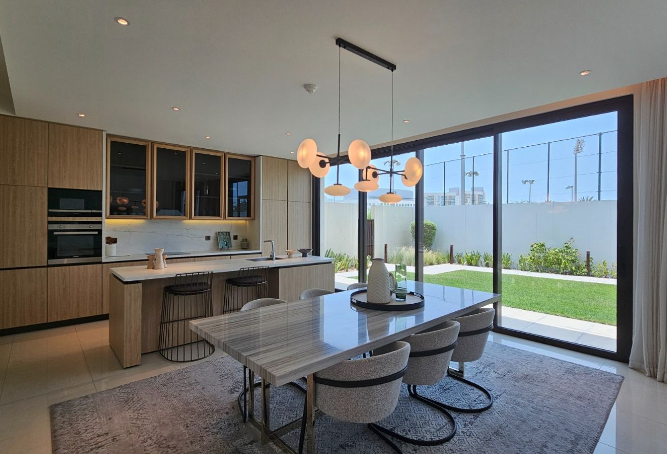 Single Row | High Ceiling | Show Kitchen | Ghaf