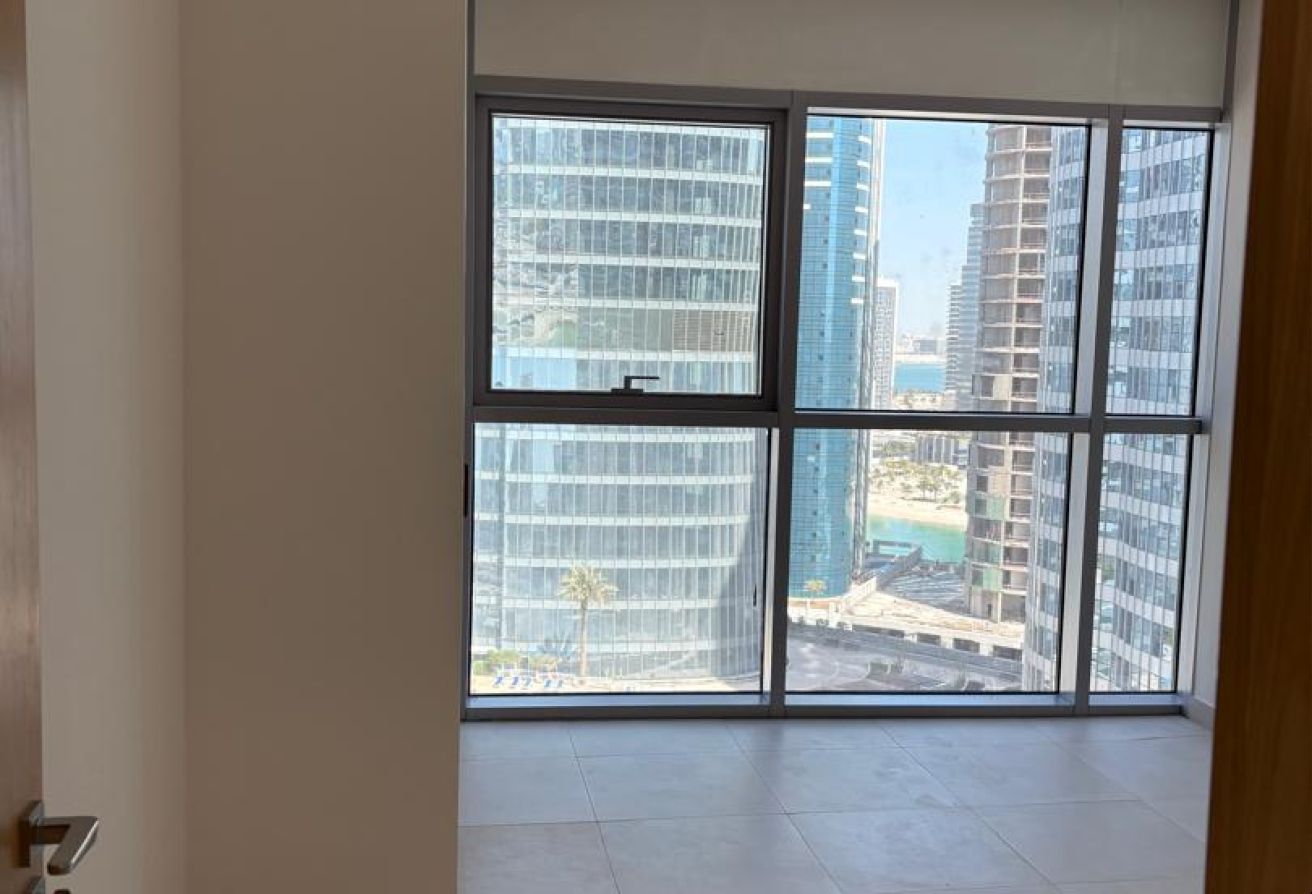 Corner Unit |Canal View |with Rent Refund |Viewz 2