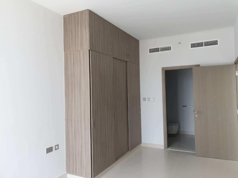 Well Maintained | High Floor | with Balcony