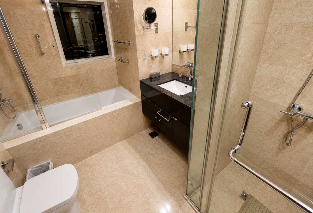 Ready to Move In | Canal+City View | High Floor