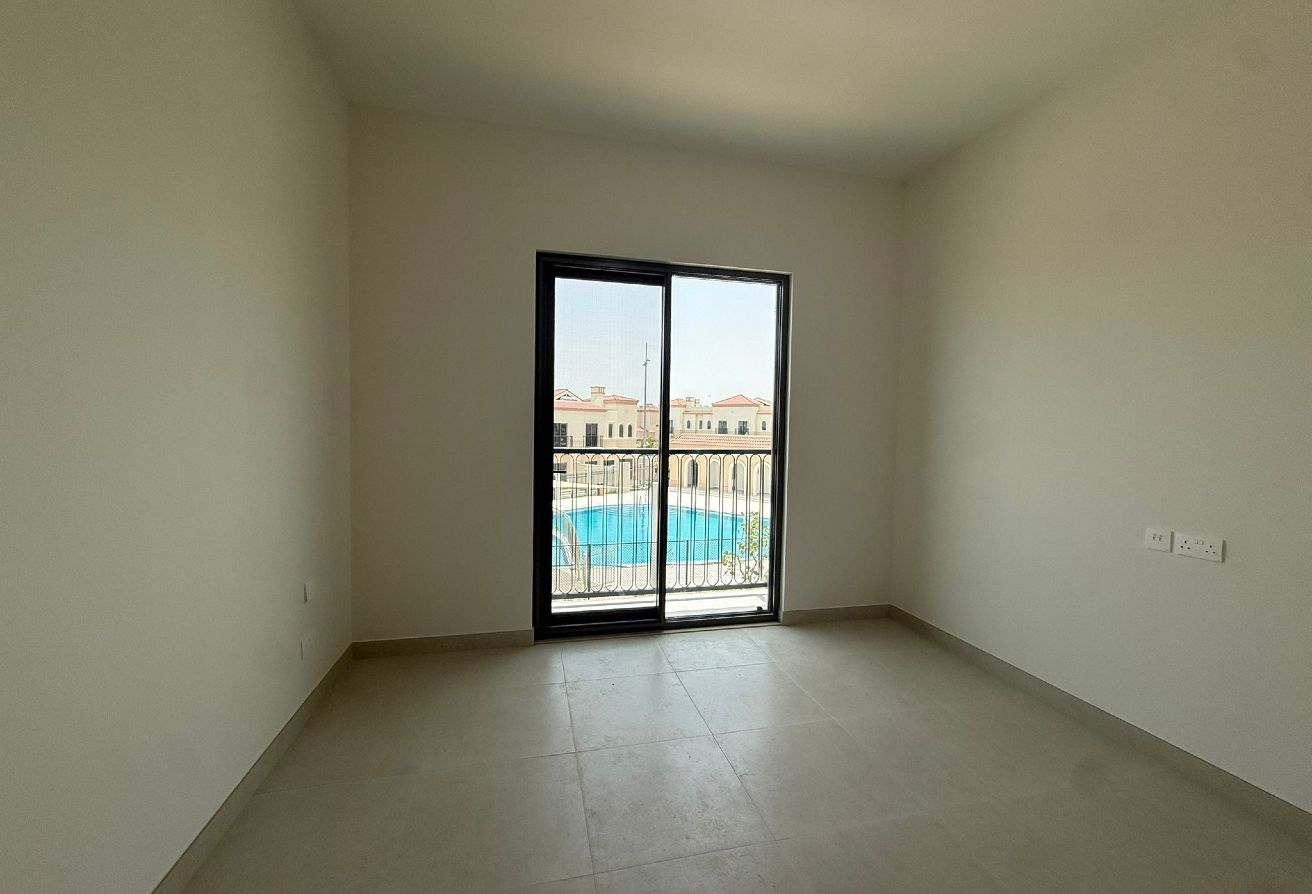 Ready To Move In | Single Row | Pool Access