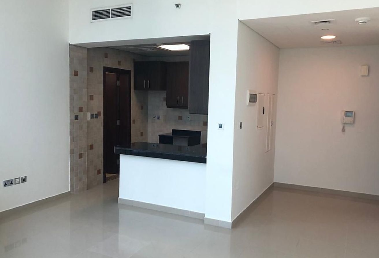 Ready to Move In | High Floor | Open Kitchen