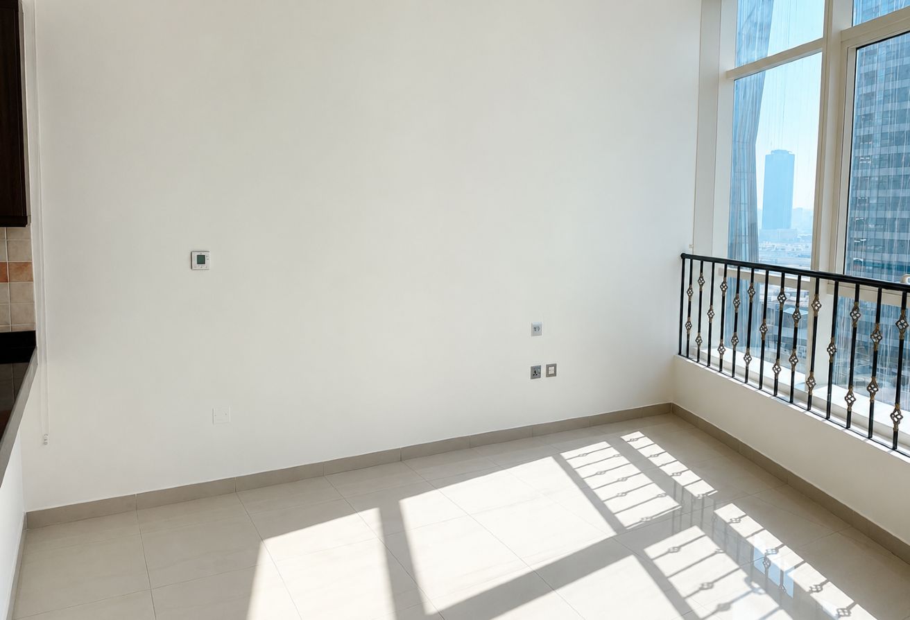 Ready to Move In | High Floor | Open Kitchen
