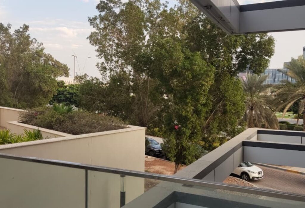 Ready To Move In | Well Maintained | Balcony