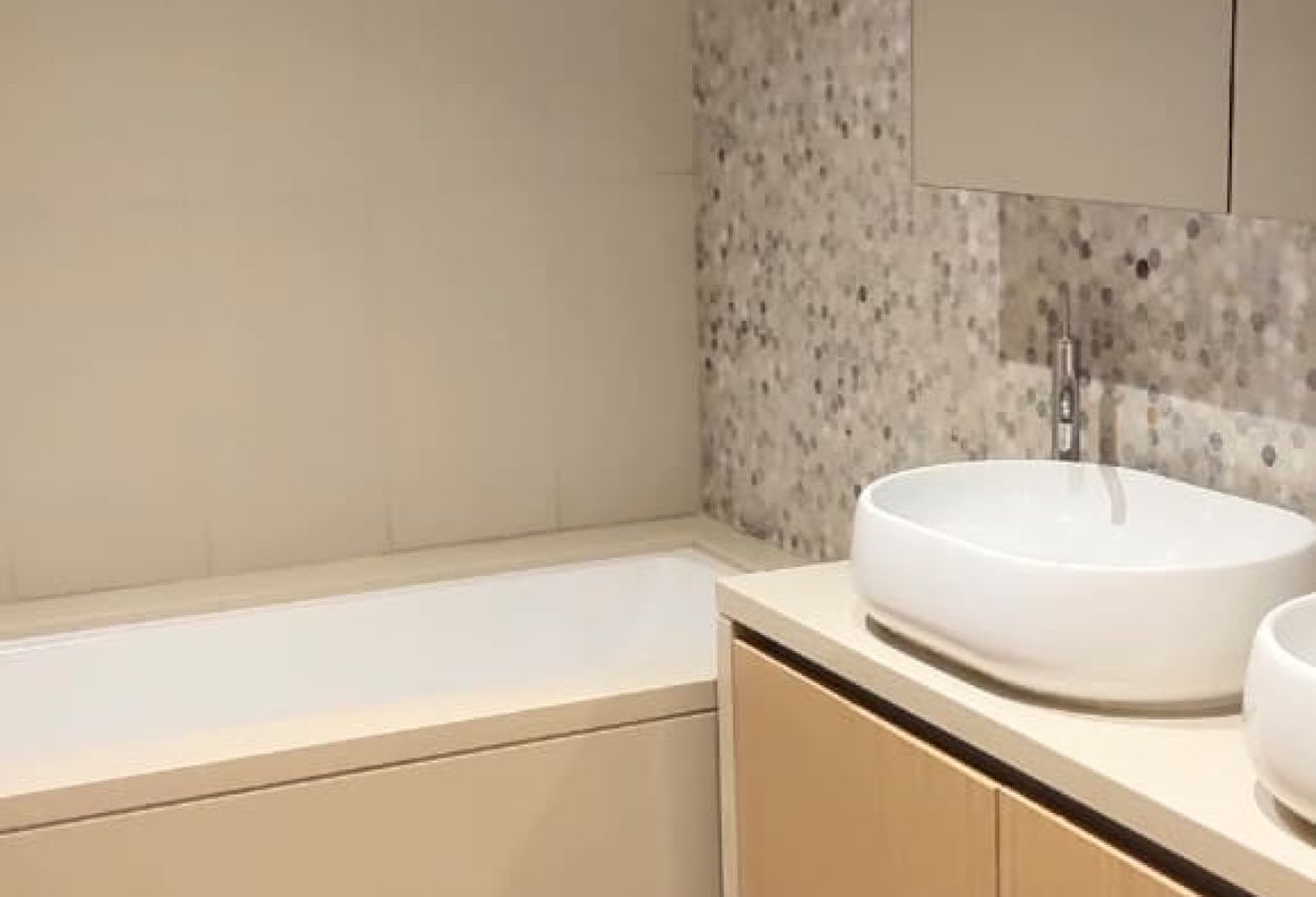 Ready To Move In | Well Maintained | Balcony