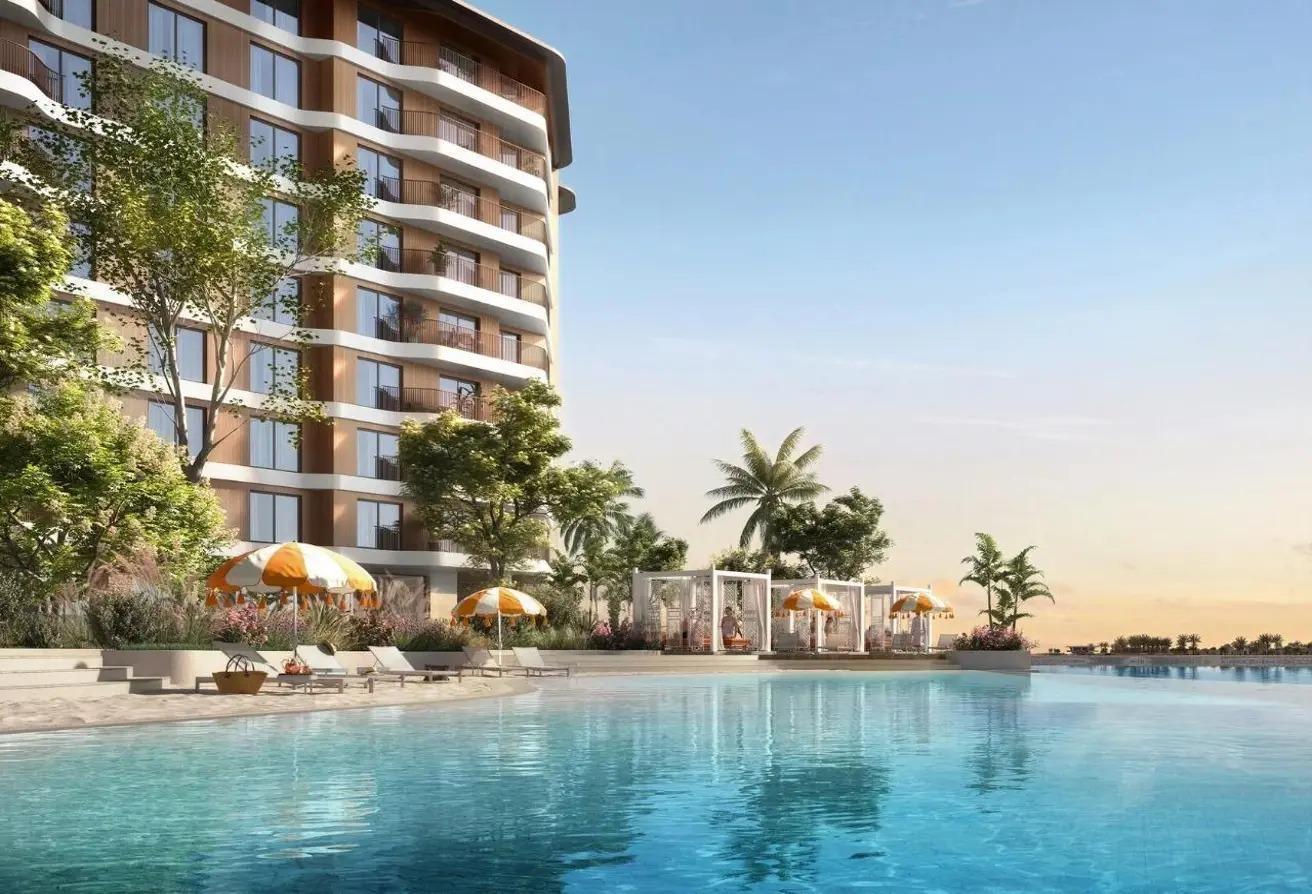 Canal View | High Floor | Balcony