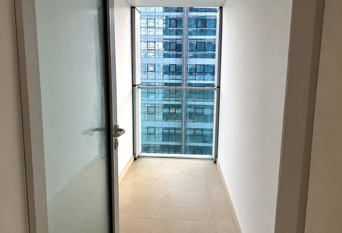 Vacant | Pool View | Balcony | Boulevard