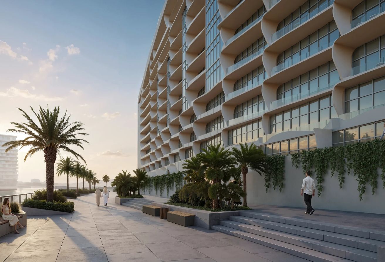 Corner | Canal View | Private Garden | Balcony