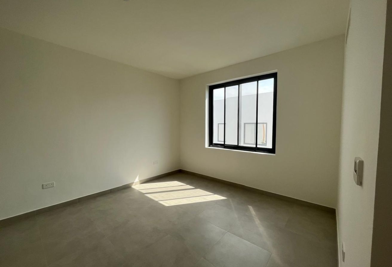 First Floor | Modern Layout | Balcony