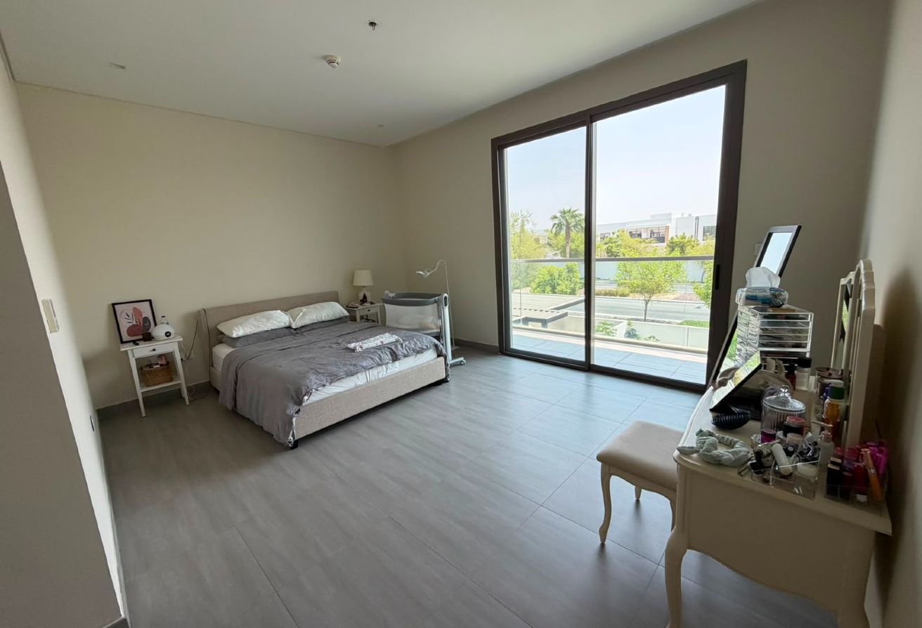 Single Row | Balcony | 2 Payments