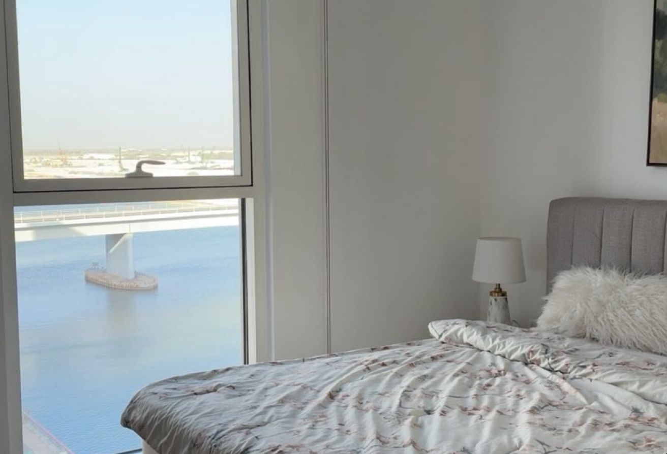 Full Canal View | Balcony | Layout 11