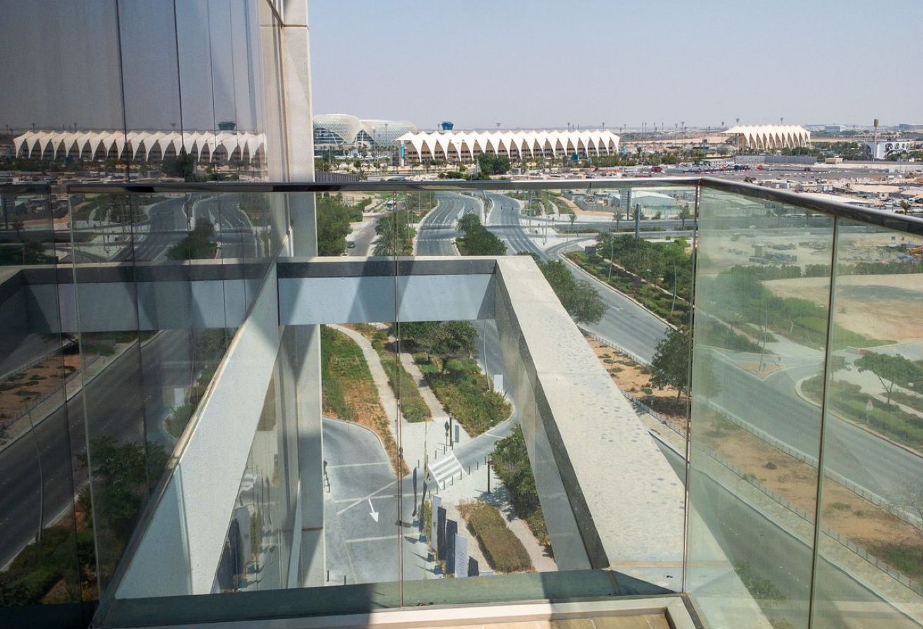 Partial Sea View | High Floor | Balcony