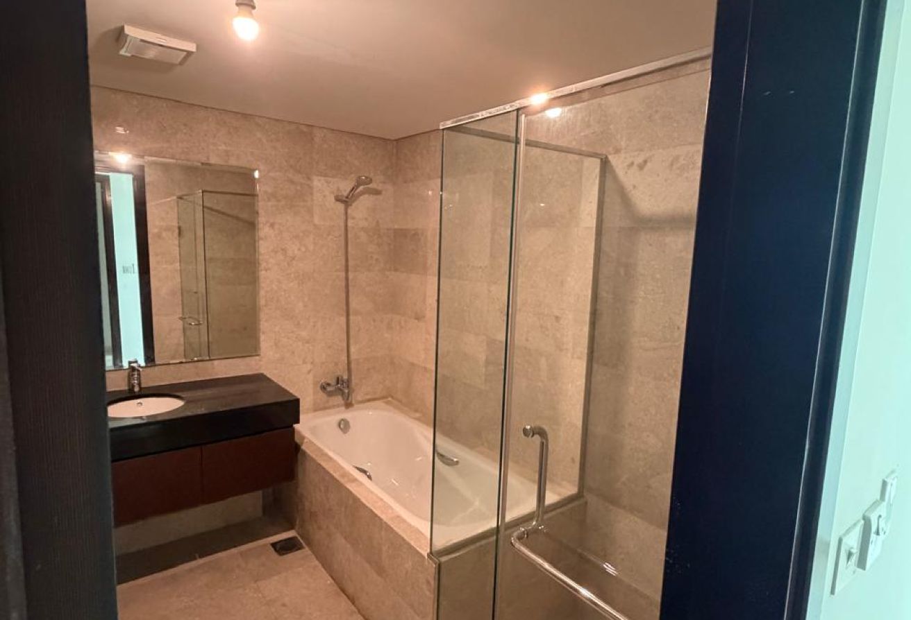 Ready To Move In | High Floor | Balcony
