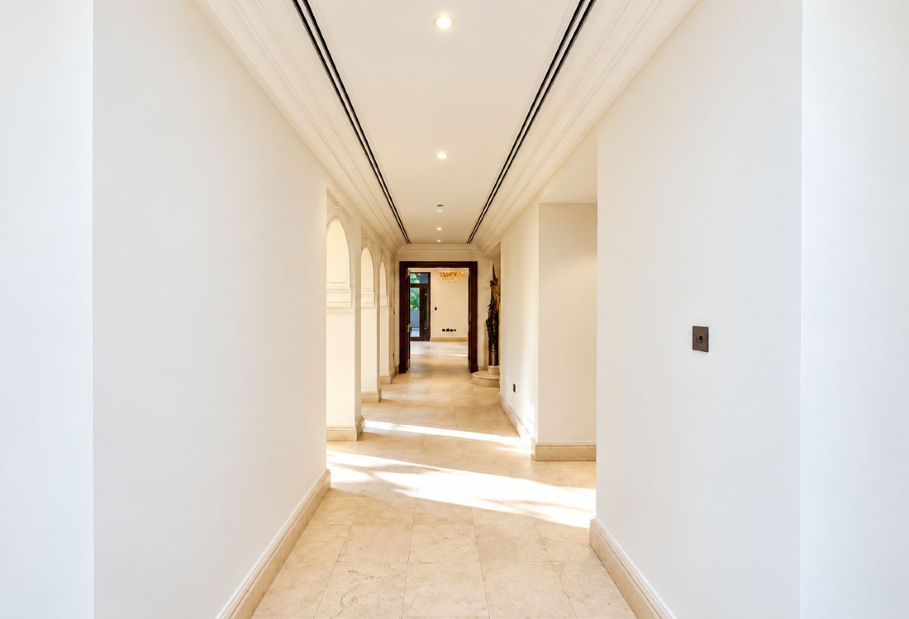 Corner Unit | Huge Plot | Private Garden