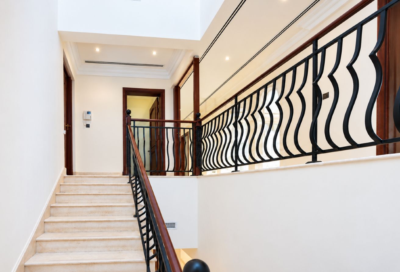 Corner Unit | Huge Plot | Private Garden